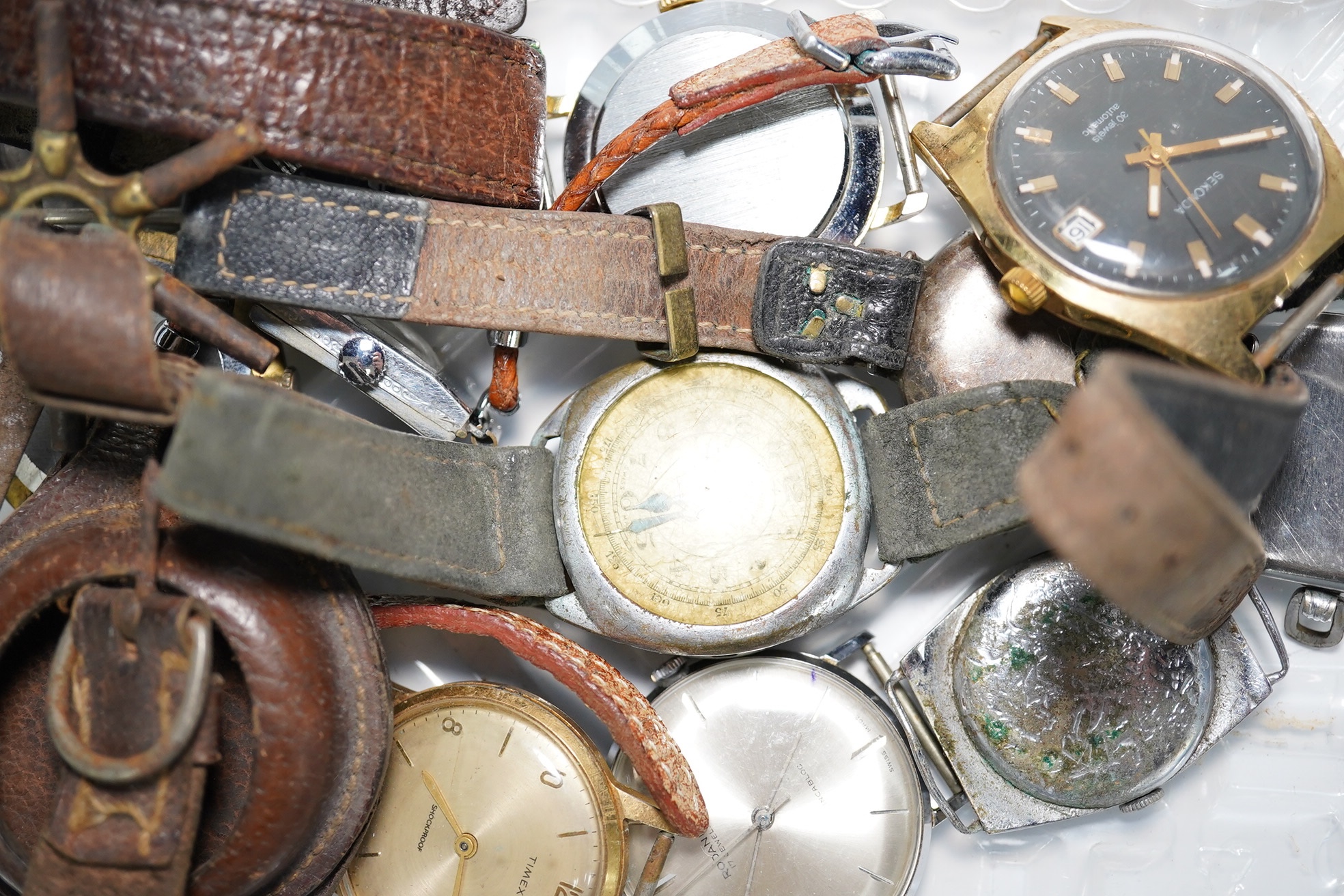 A quantity of assorted gentleman's wrist watches, including Ingersoll, Timex and Sekonda. Condition - poor